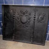 Antique Empire Directoire fireplace plaque circa 1800 cast iron with revolutionary decoration.