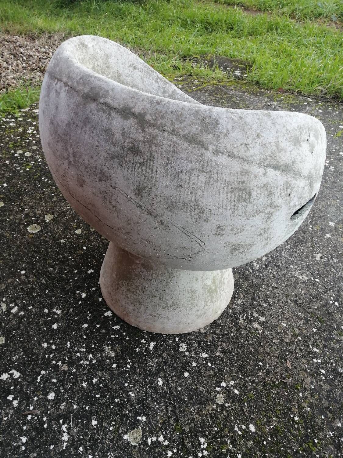 Vintage robert pansart outdoor armchair for elo in fiber cement.