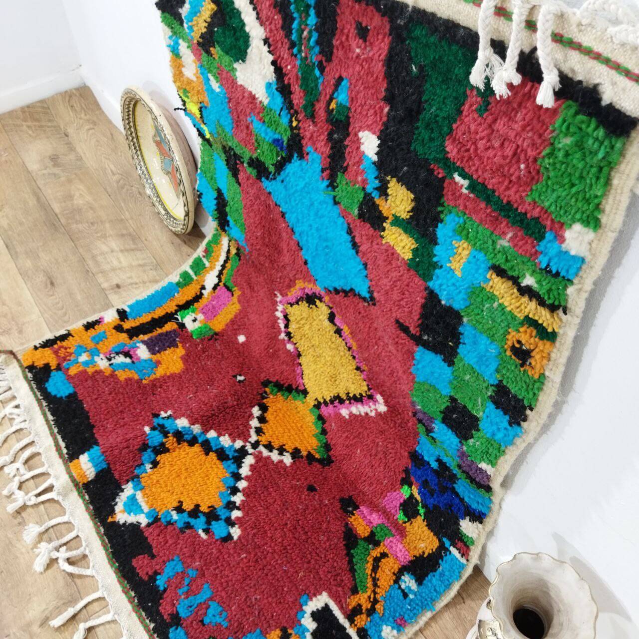 Handcrafted Moroccan Berber Rug 155 X 105 CM