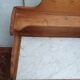 Meuble de toilette en noyer et merisier
