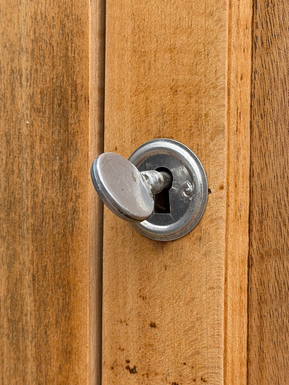 Parisian bonnetière wardrobe in raw wood, 1950.