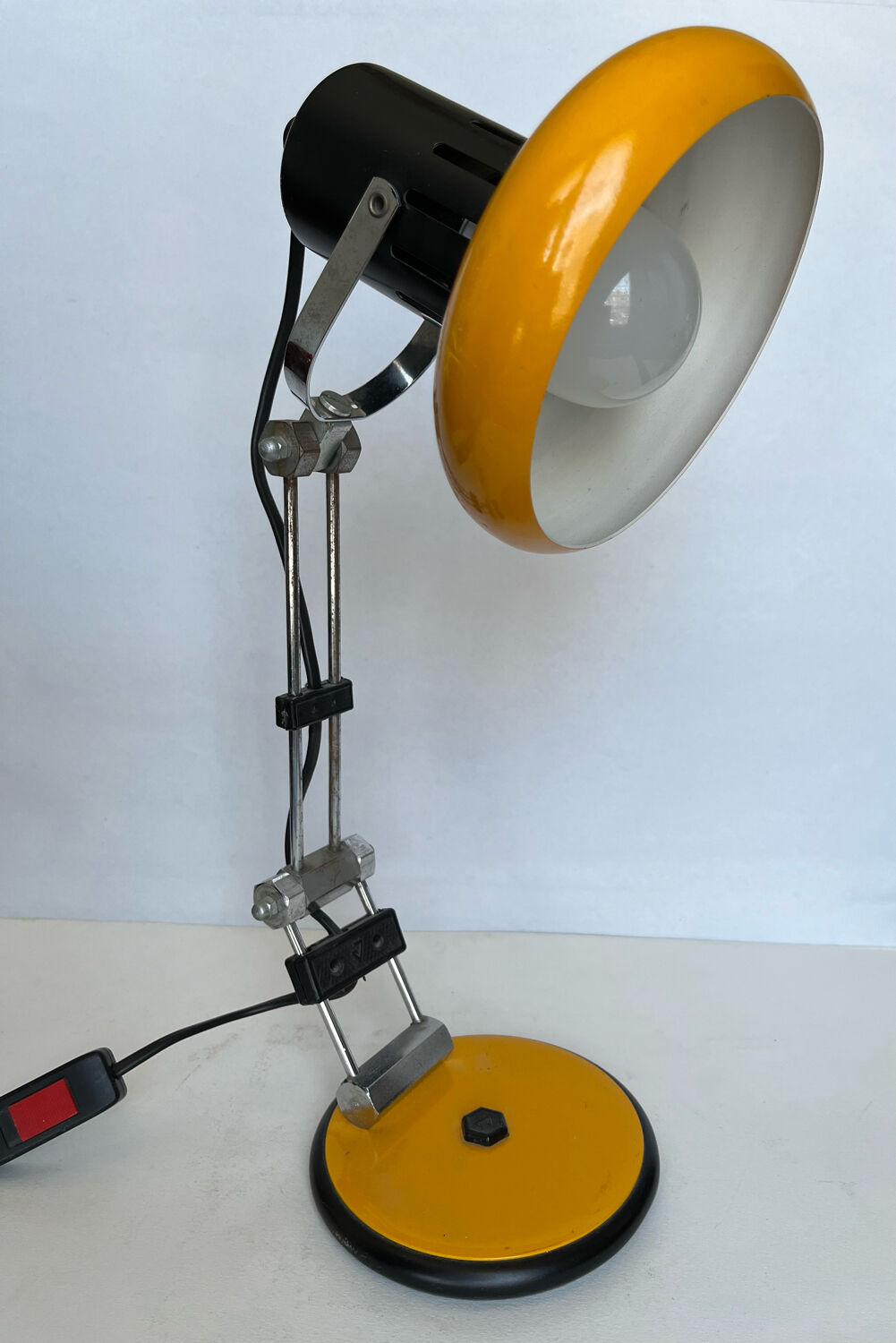 Vintage articulated lamp