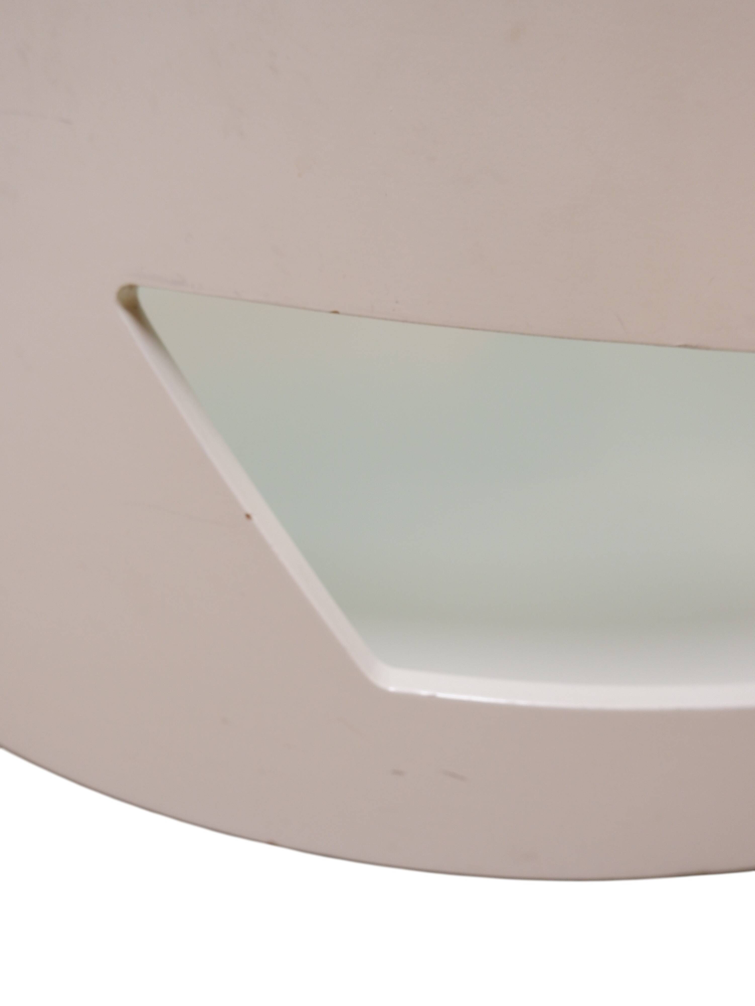 Table basse de l'ère spatiale, années 1970