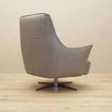 Leather swivel armchair, Italian design, 1990s, manufacture: Natuzzi