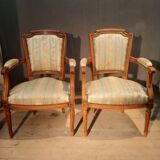 Paire de fauteuil tapissés style Louis XVI