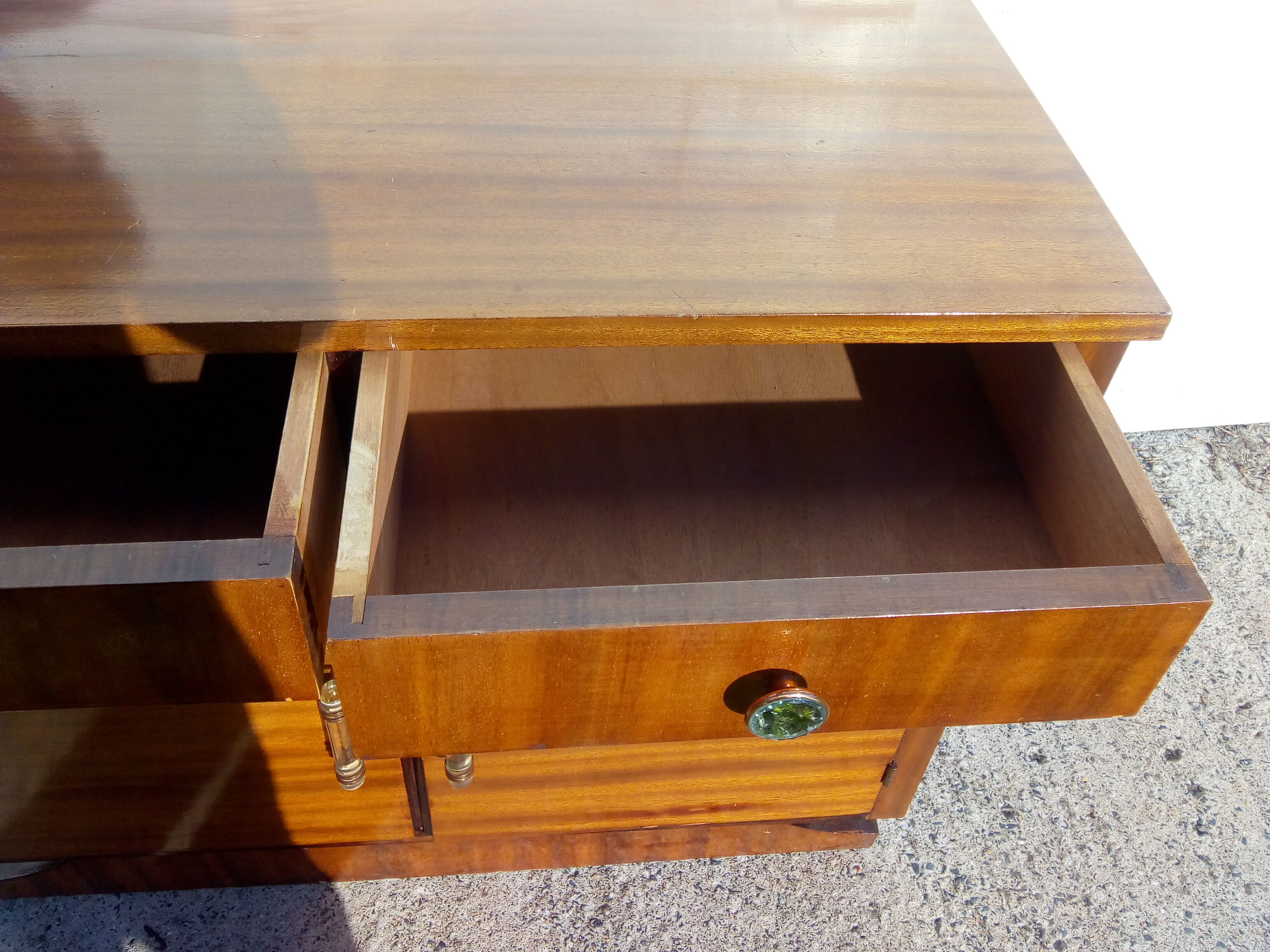 Buffet 1930
