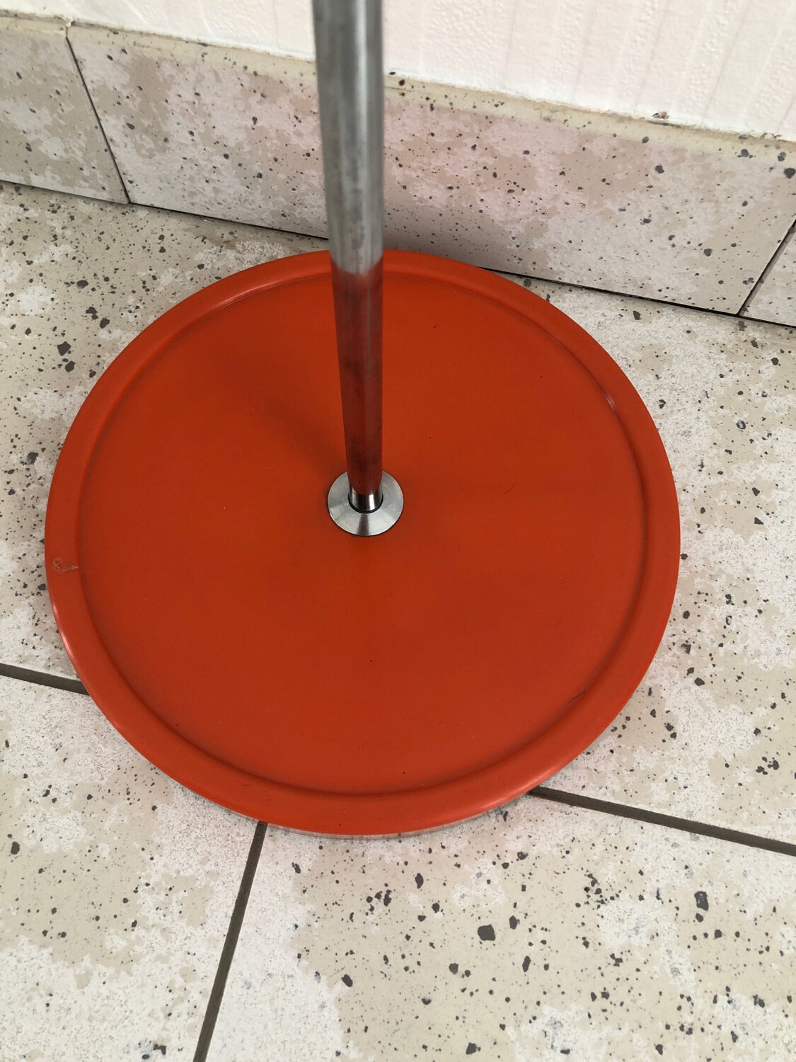 Lampadaire orange de gura leuchten 1960