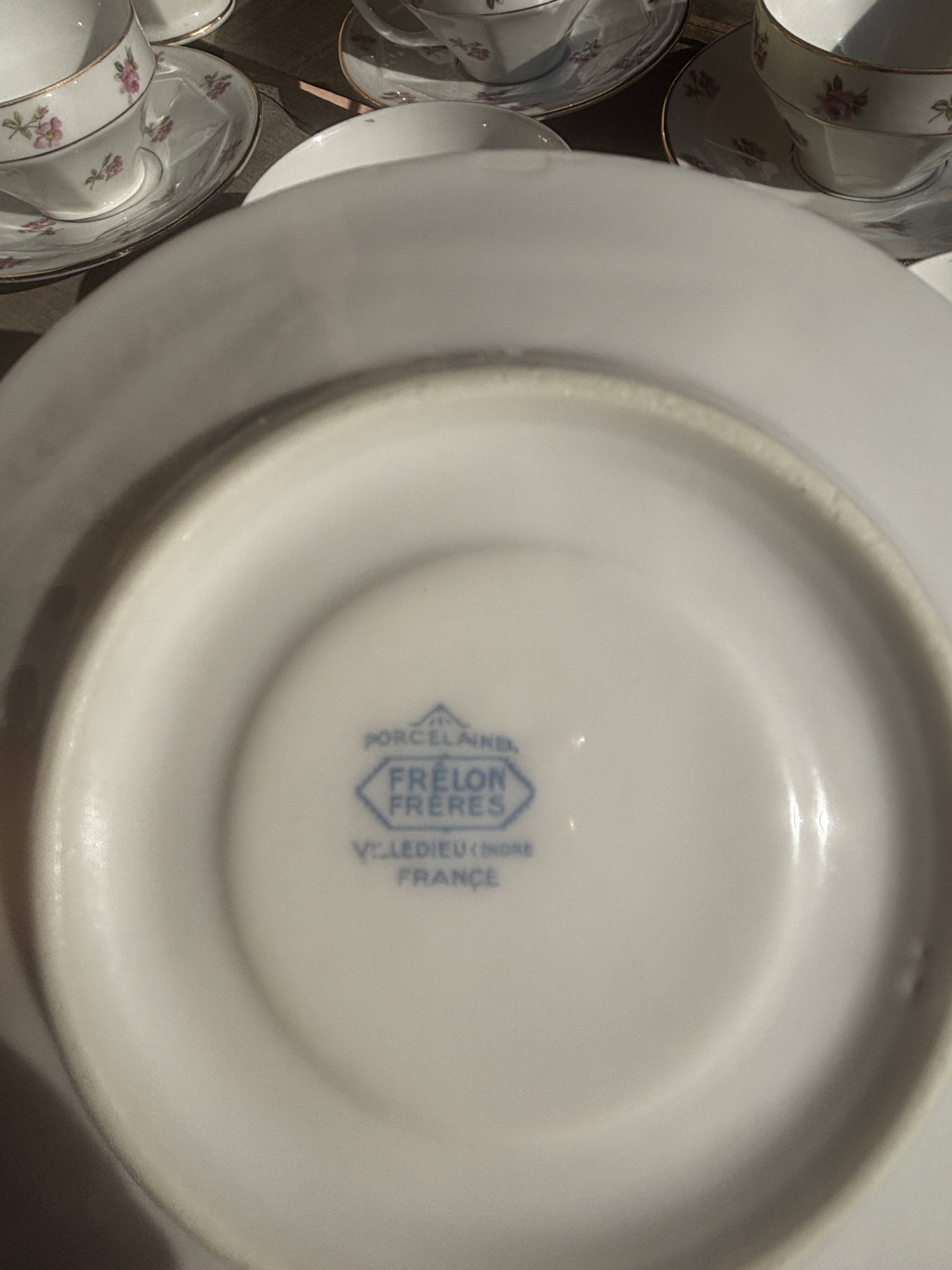 Frélon Frères service – vintage French porcelain – 26 perfect pieces