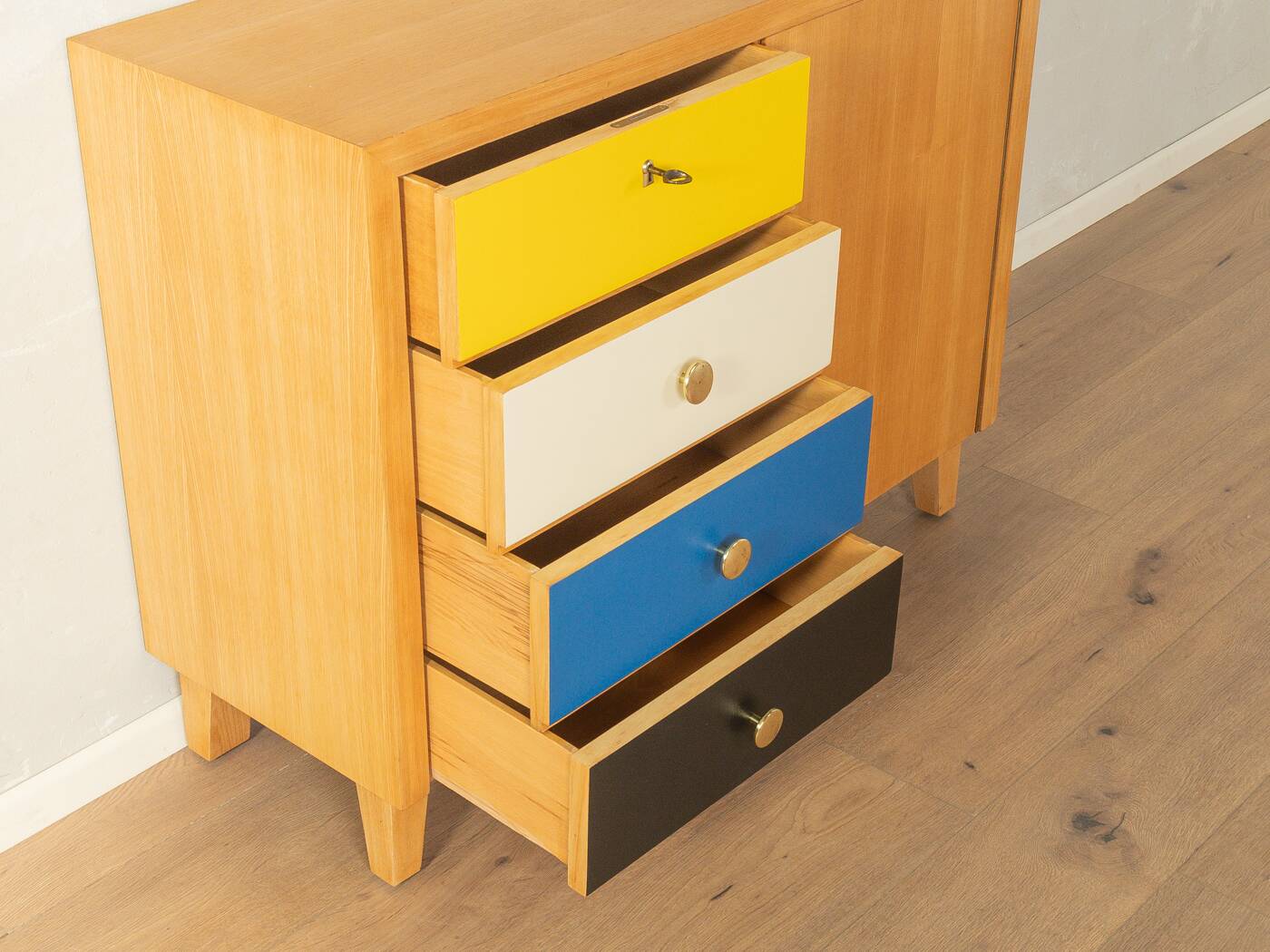 1950s chest of drawers Musterring