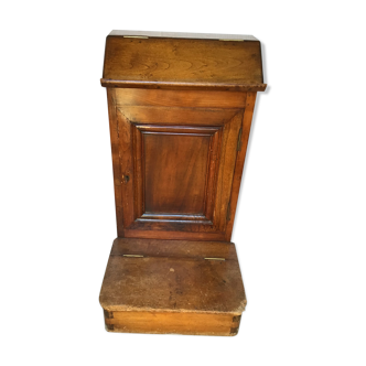 Pray oratory god in walnut