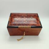 Thuya box locked with pearl encrusted key