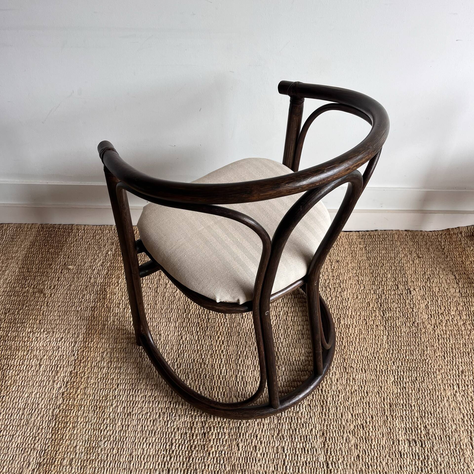 4 Chaise Bambou rotin  modele ‘barrel’ 70’s