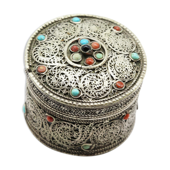 Ethnic ancient jewelry box