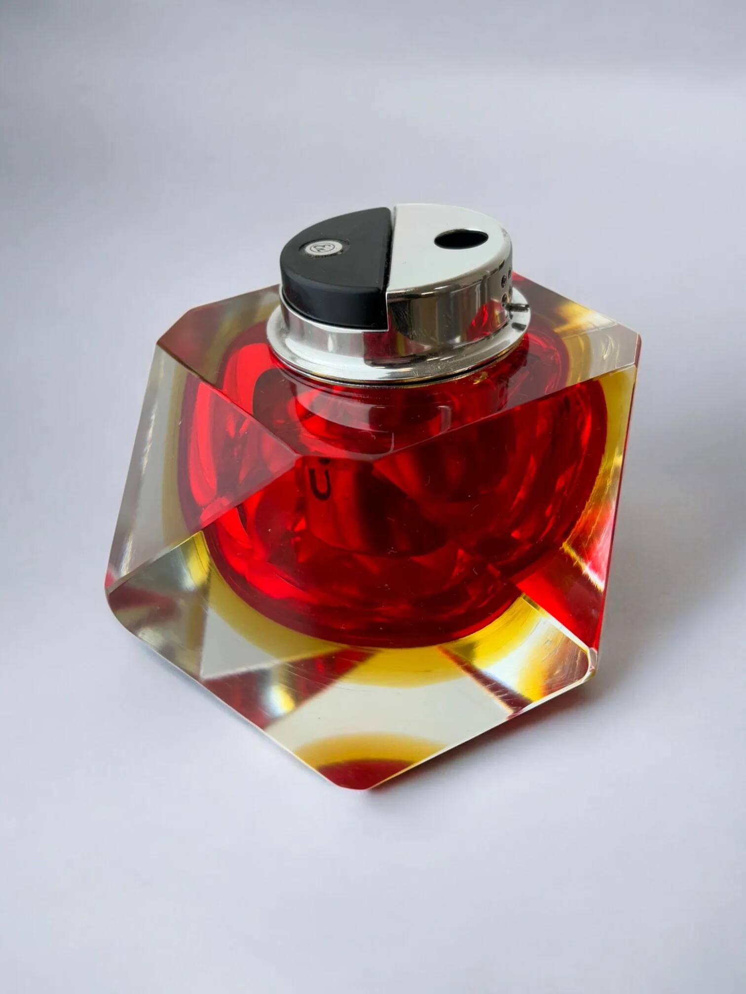 Sommerso faceted lighter by Flavio Poli, red & yellow Murano glass, Italy, 1970s