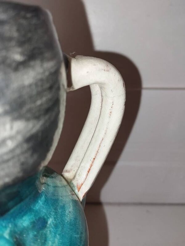 Pichet figuratif vintage en terre cuite vernissée – Personnage féminin