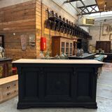 Early 20th century bar counter