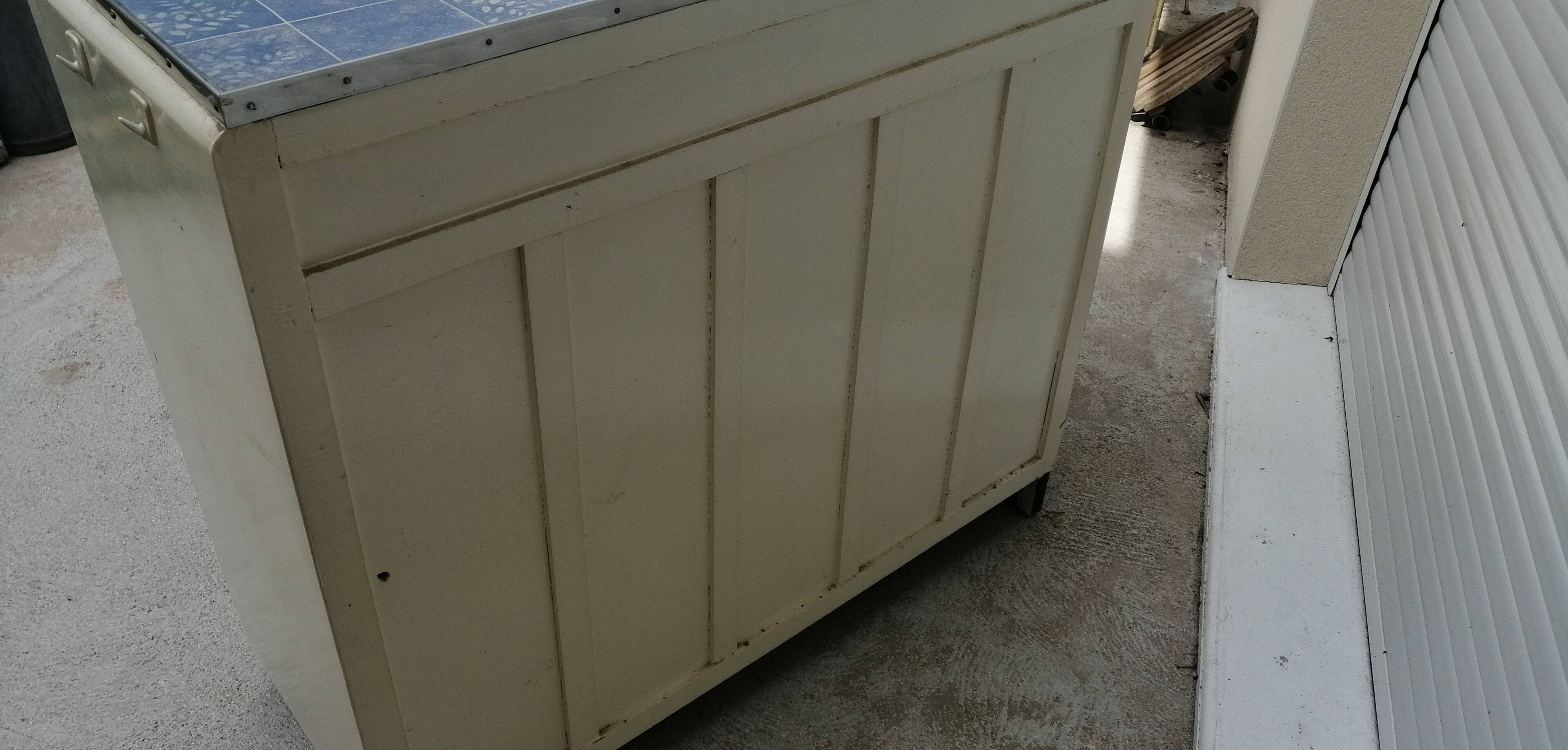 Buffet sliding doors 50/60 years