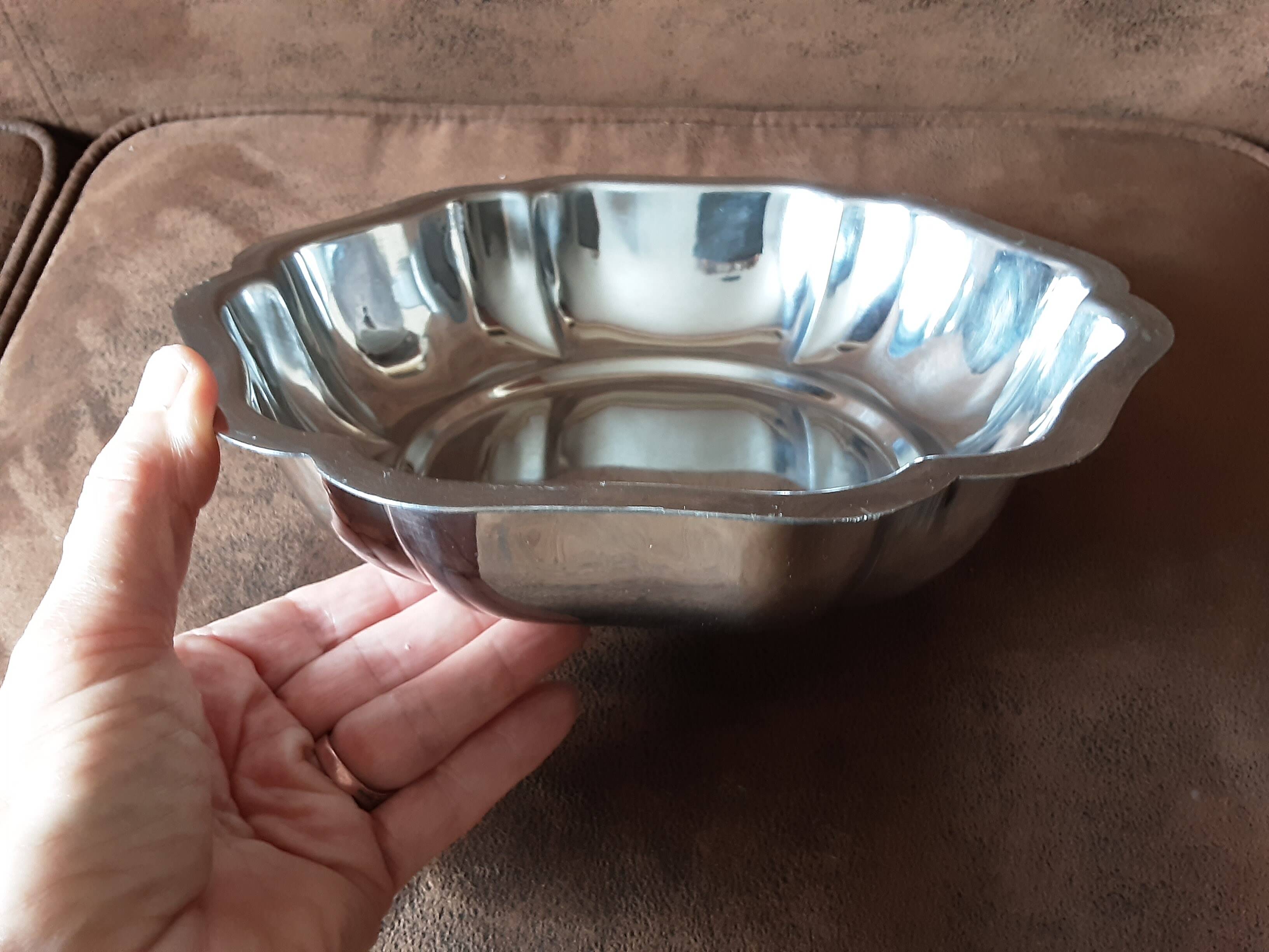 Metal salad bowl