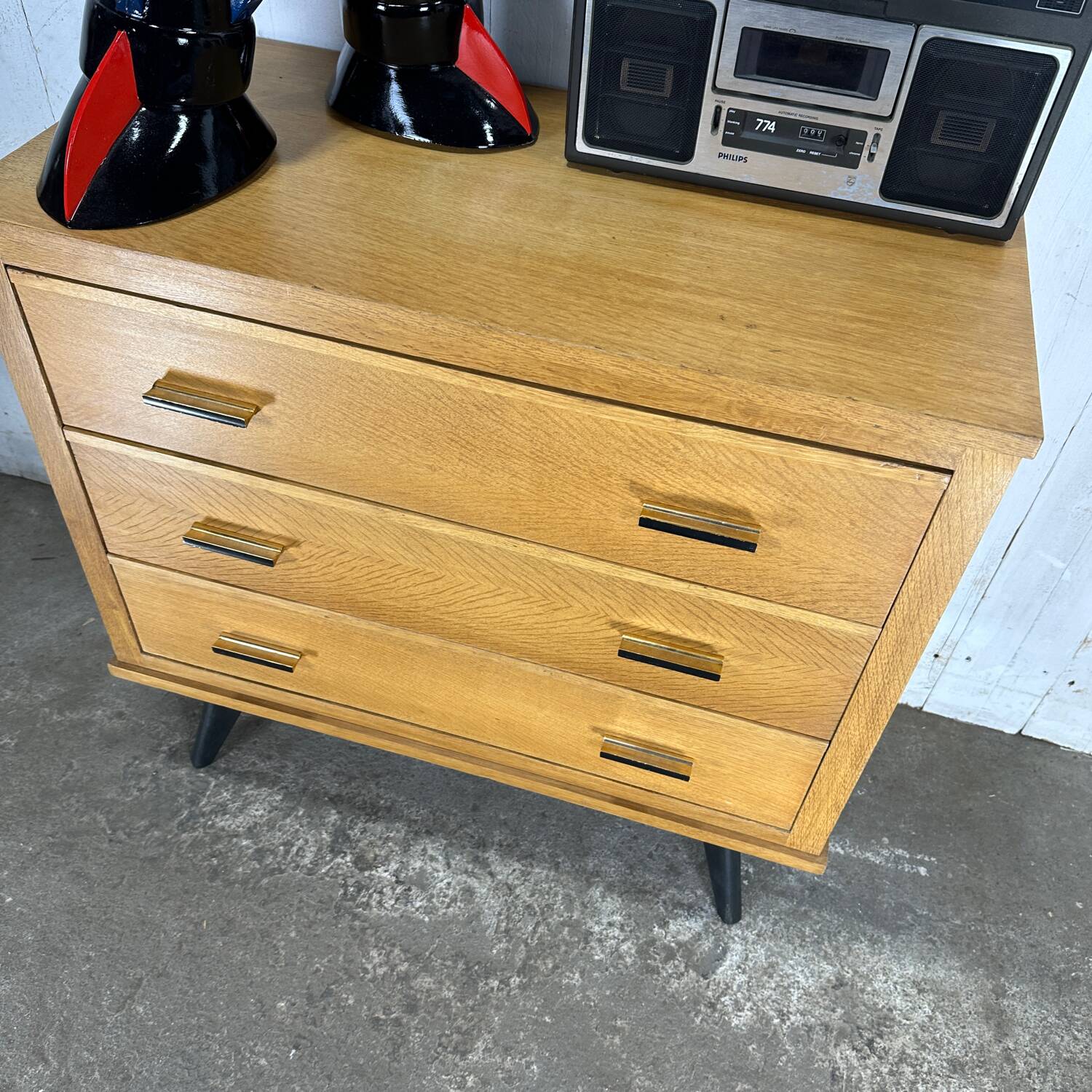 Vintage chest of drawers