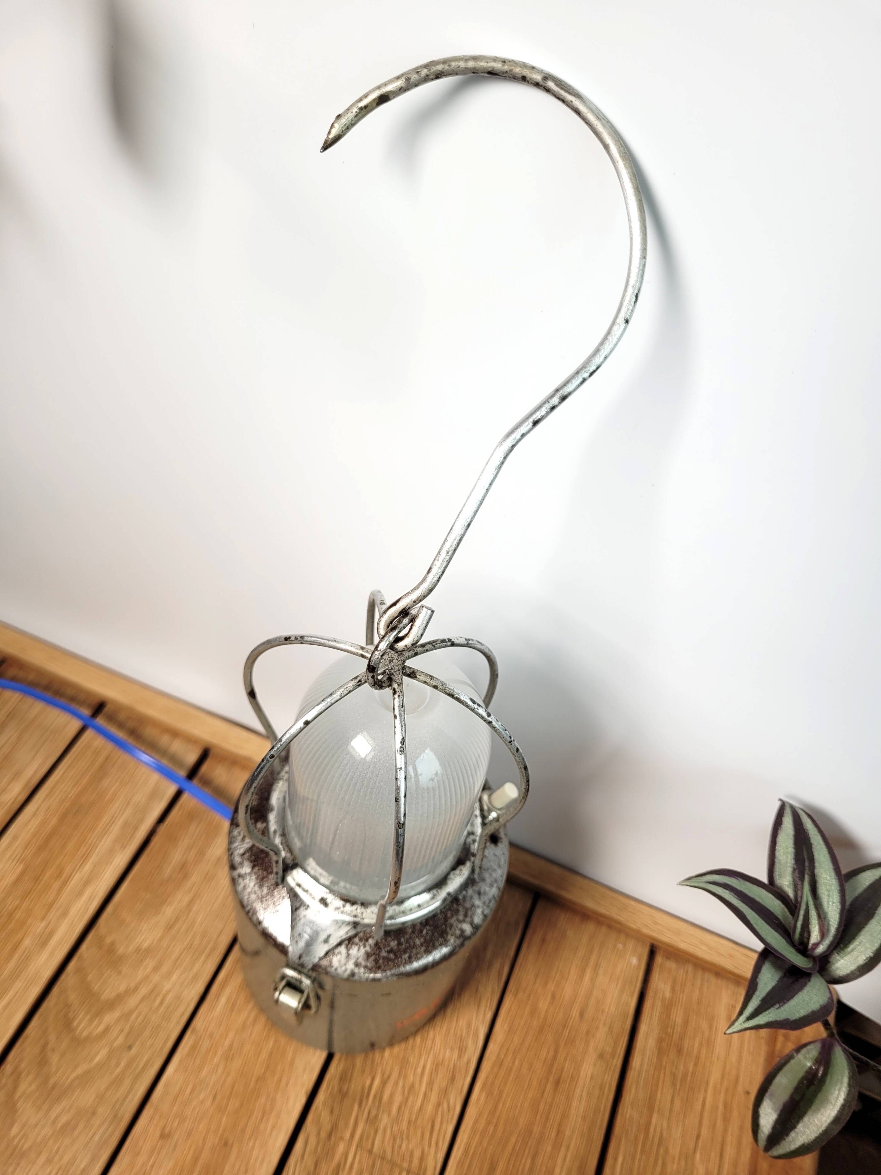 Cipel portable workshop lamp 1950