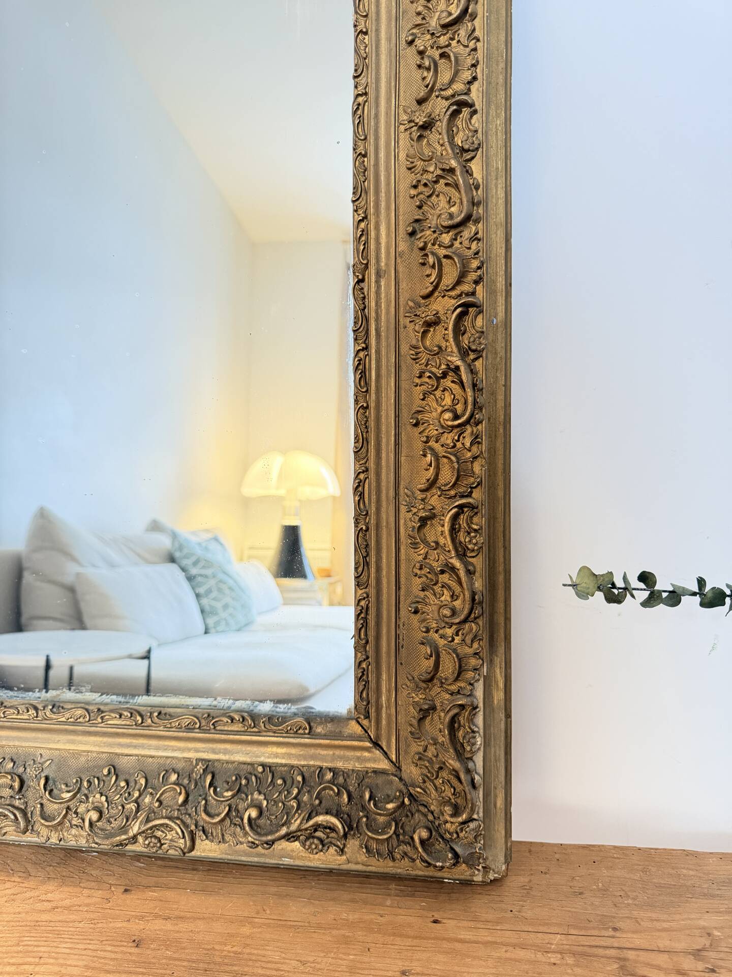 Large gilded sculpted Louis-Philippe mirror, mercury 104x77cm