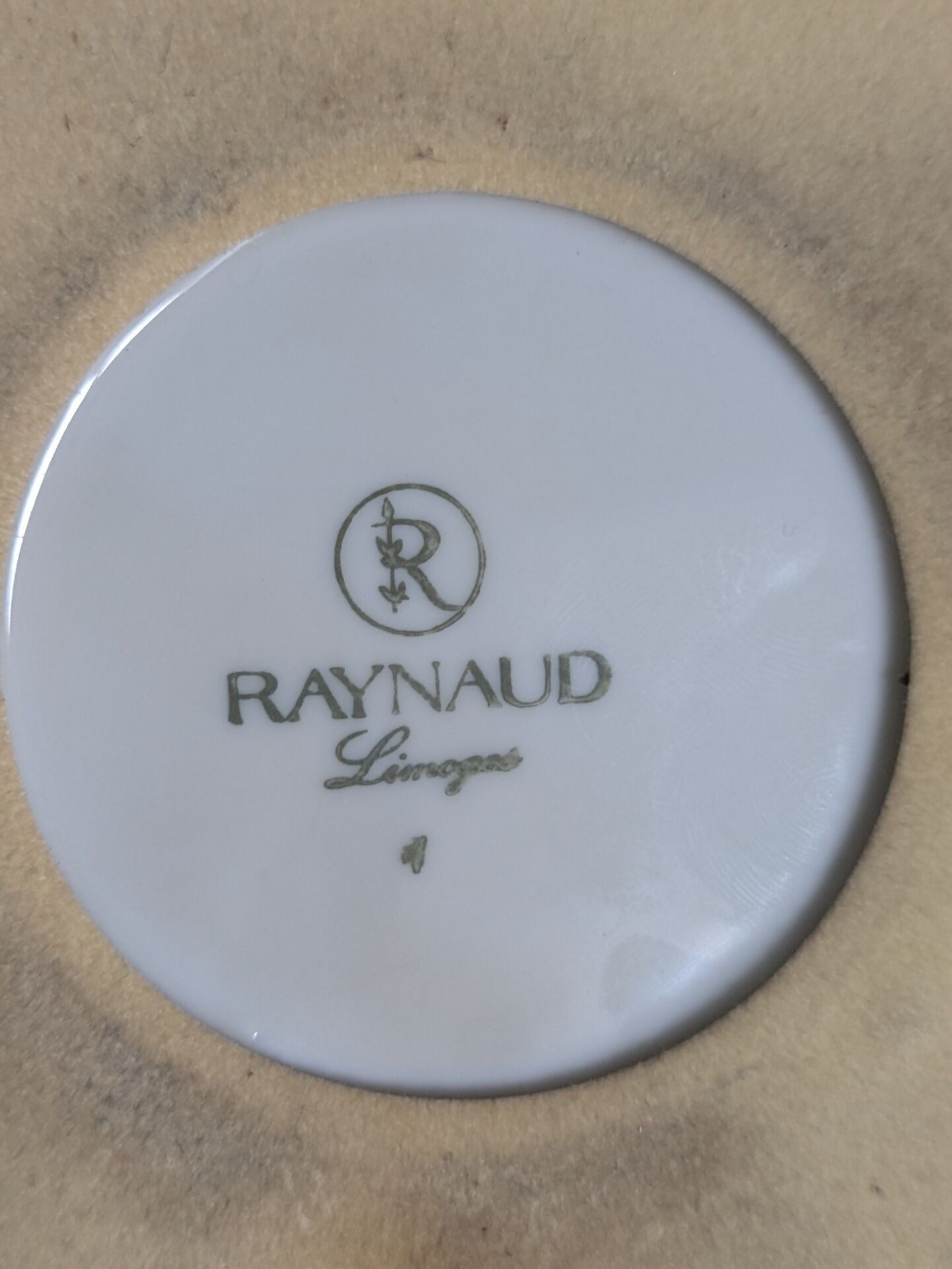 Raynaud porcelain catchall from Limoges