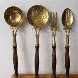 Couverts de service authentiques en laiton et bois