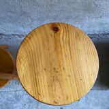 Vintage tripod workshop stool in pitchpin with height-adjustable screws