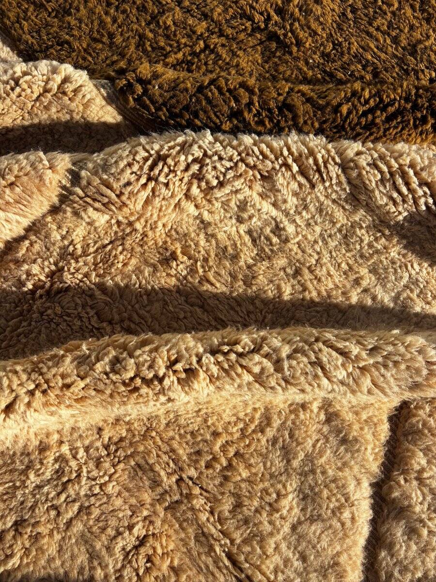 new modern Berber carpet Moroccan Berber