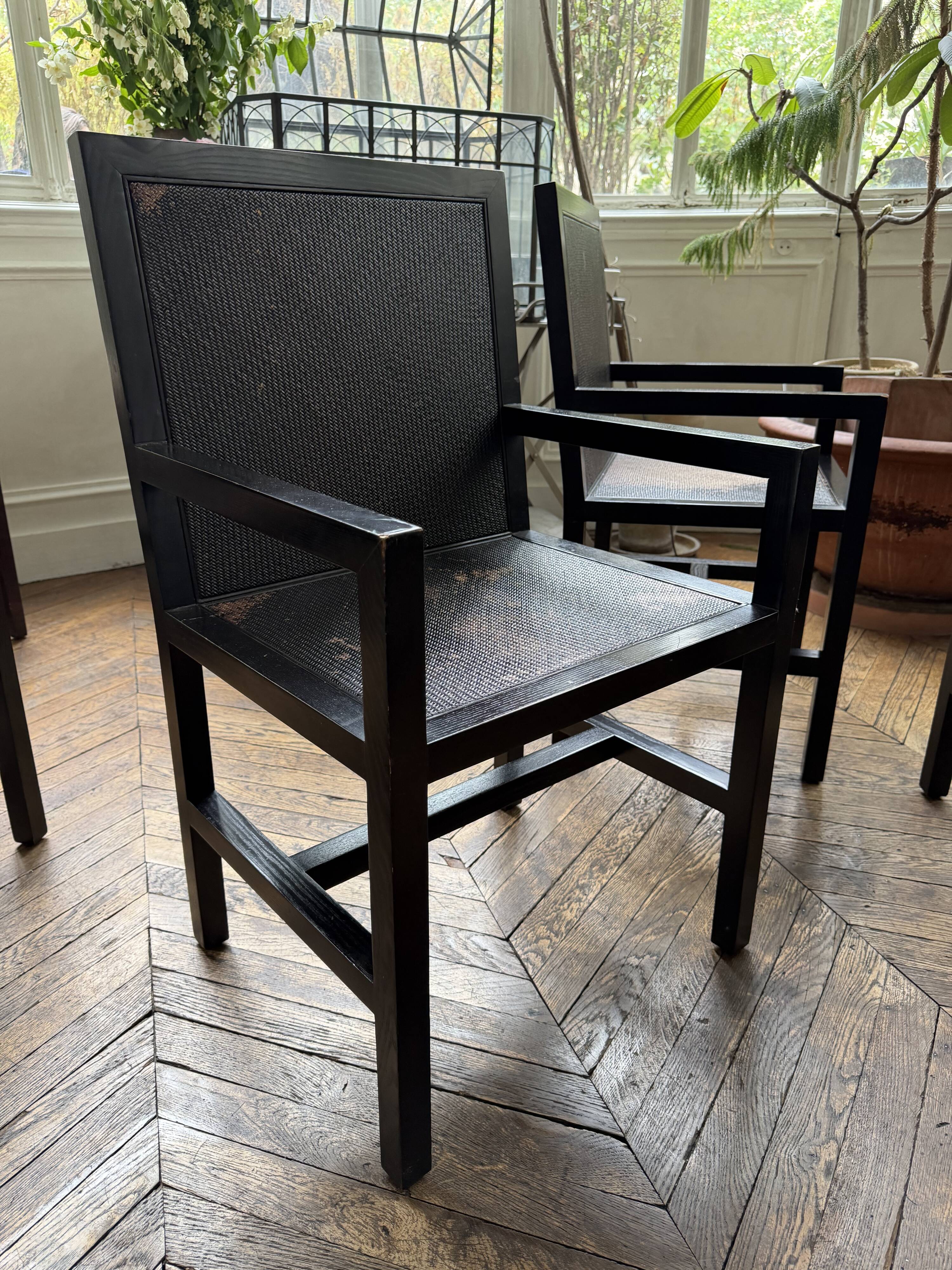 Ensemble de chaises et tabourets