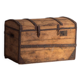 Old washed wooden trunk (c.1900)