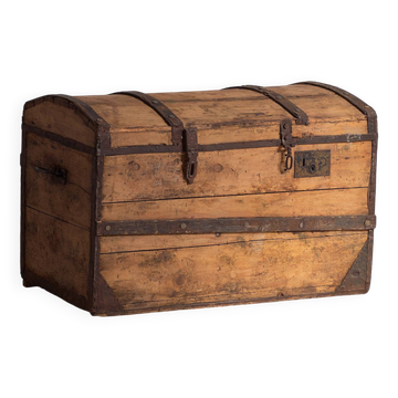Antique washed wooden trunk (c.1900)