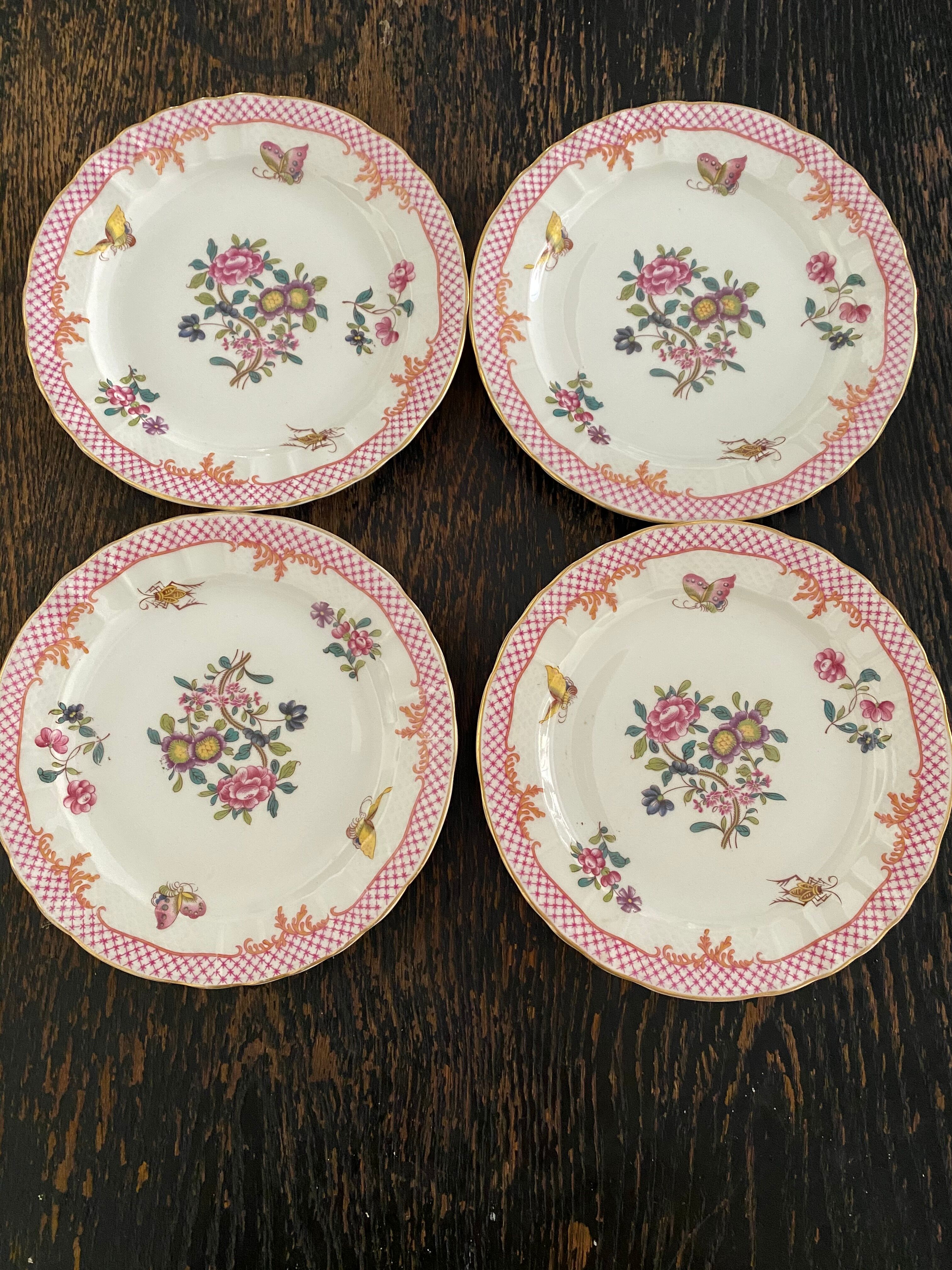 4 dessert plates