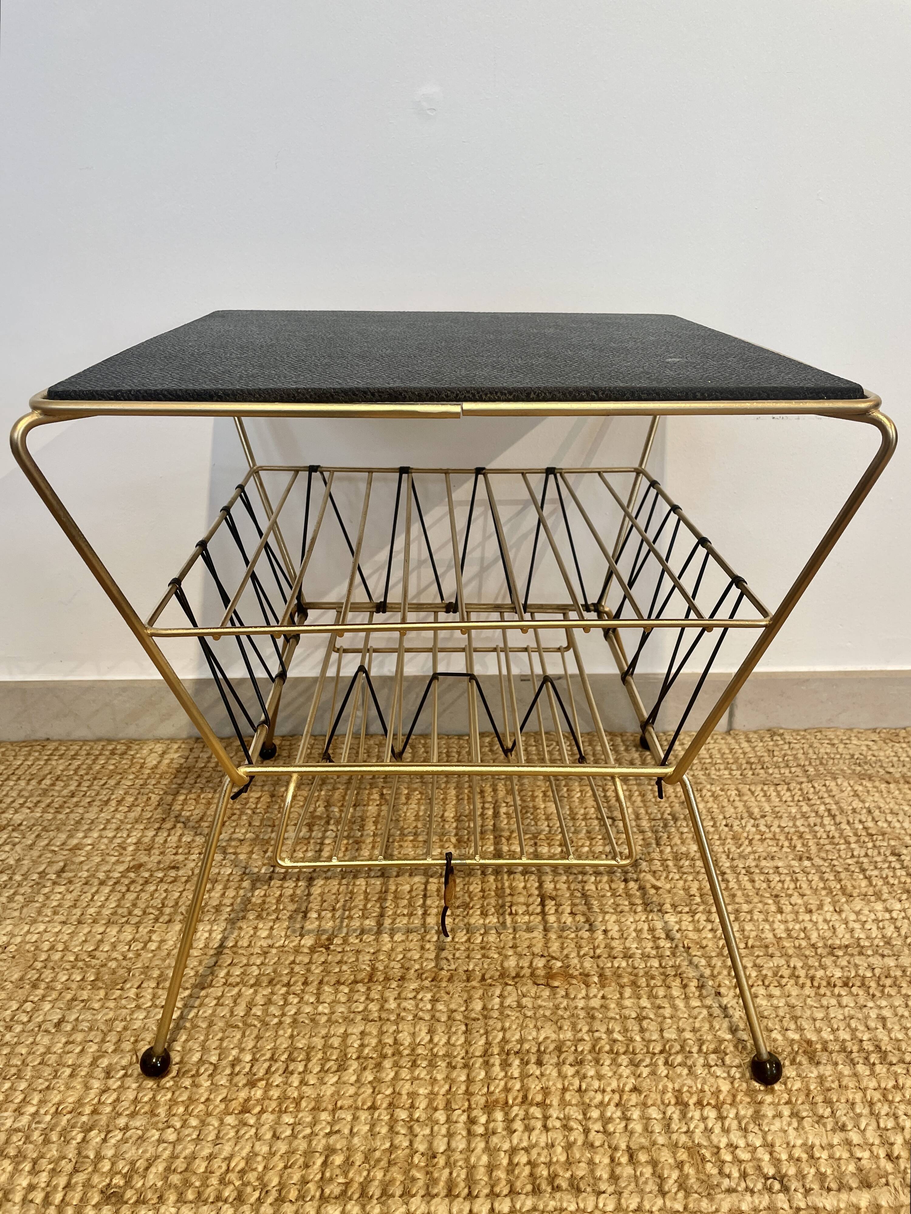 Table d'appoint porte-revues - porte vinyles