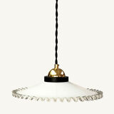 Suspension opaline
