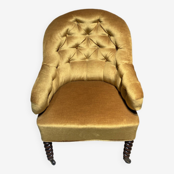 Toad armchair on casters