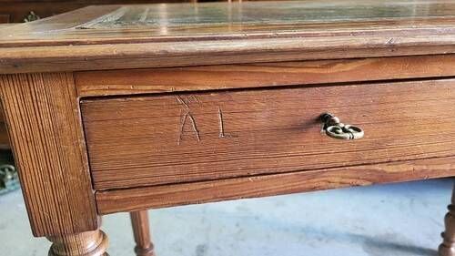 ANTIQUE DESK WITH 2 TABLETS FROM THE 19TH CENTURY
