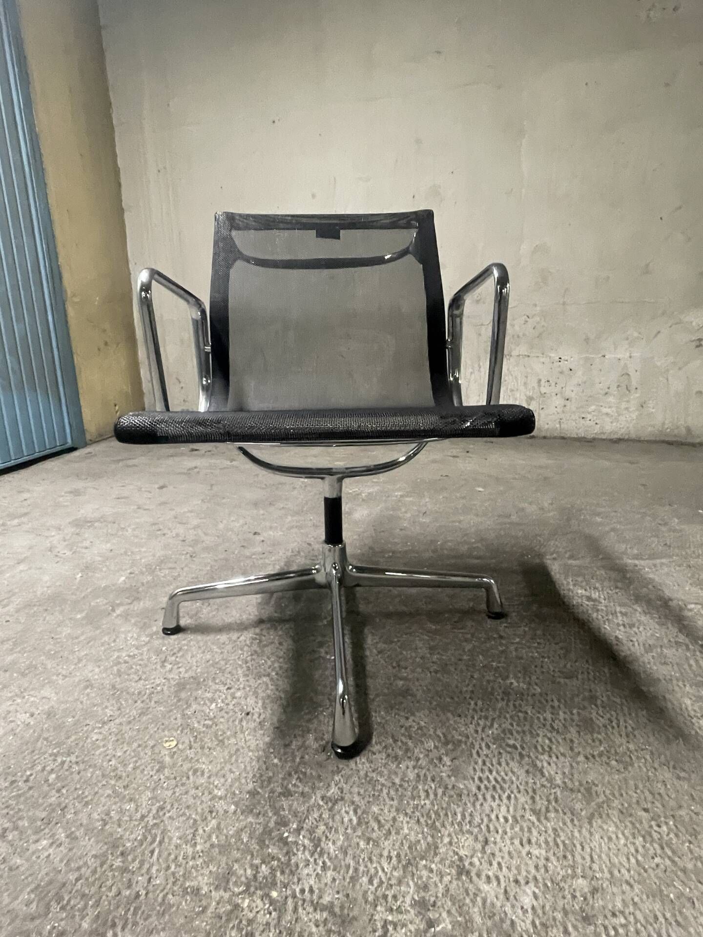 Fauteuil de bureau EA108 Vitra Eames