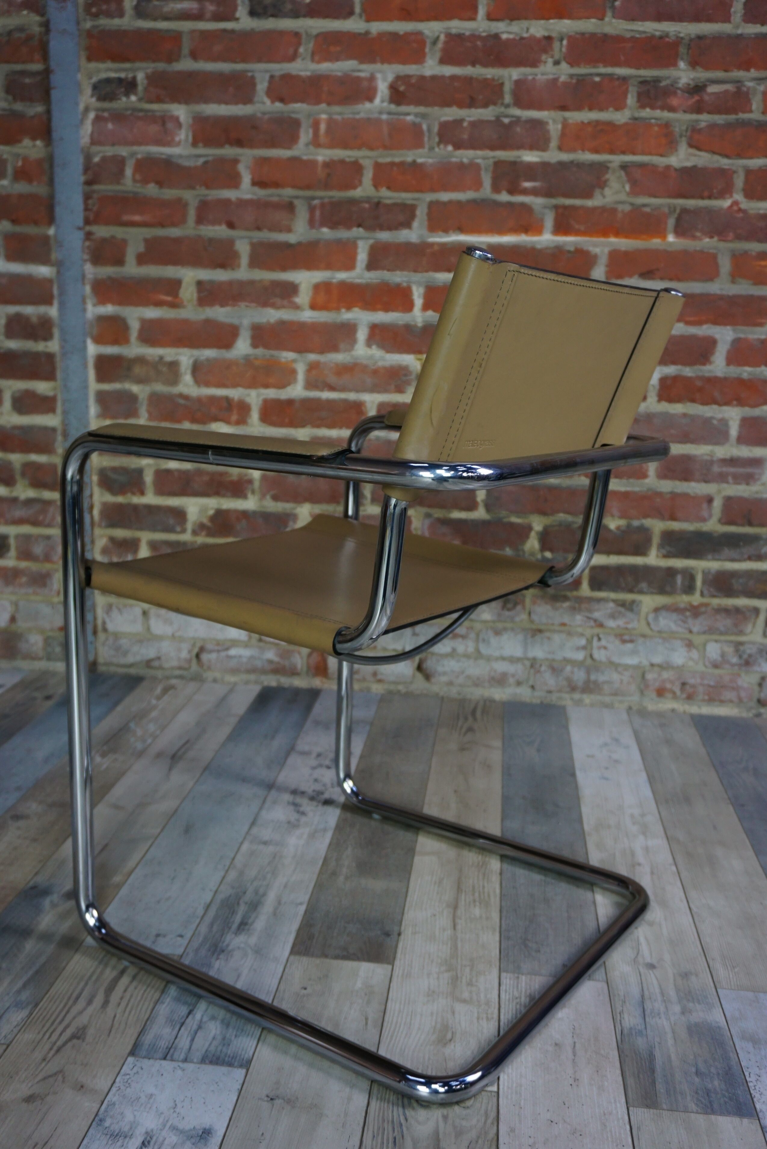 Fauteuil MG5 design Centra Studi MatteoGrassi