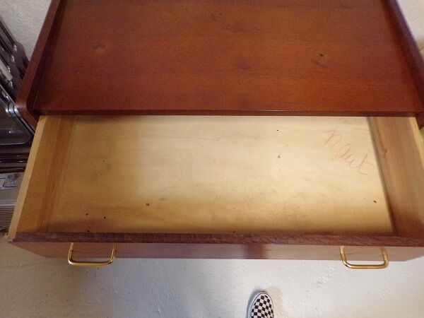 Vintage chest of drawers