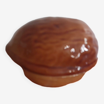 Glazed ceramic nut box