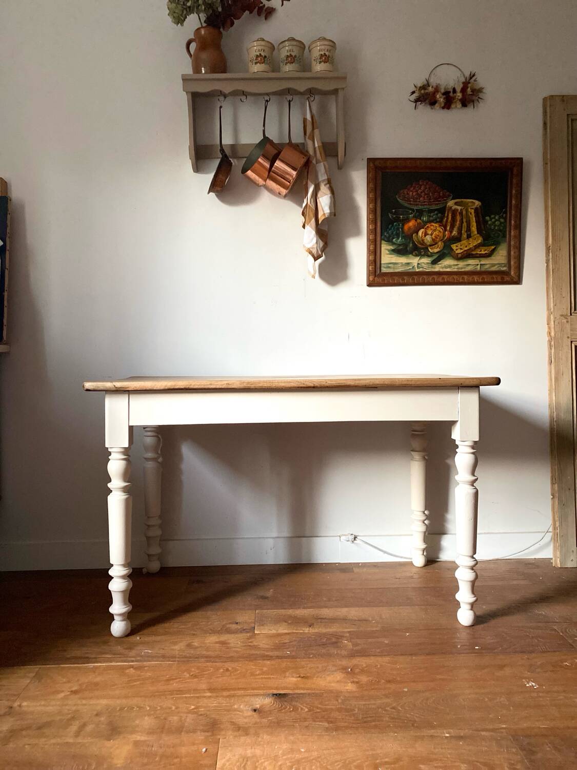Antique walnut table for 4 people.