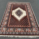 Tapis tunisien fait main