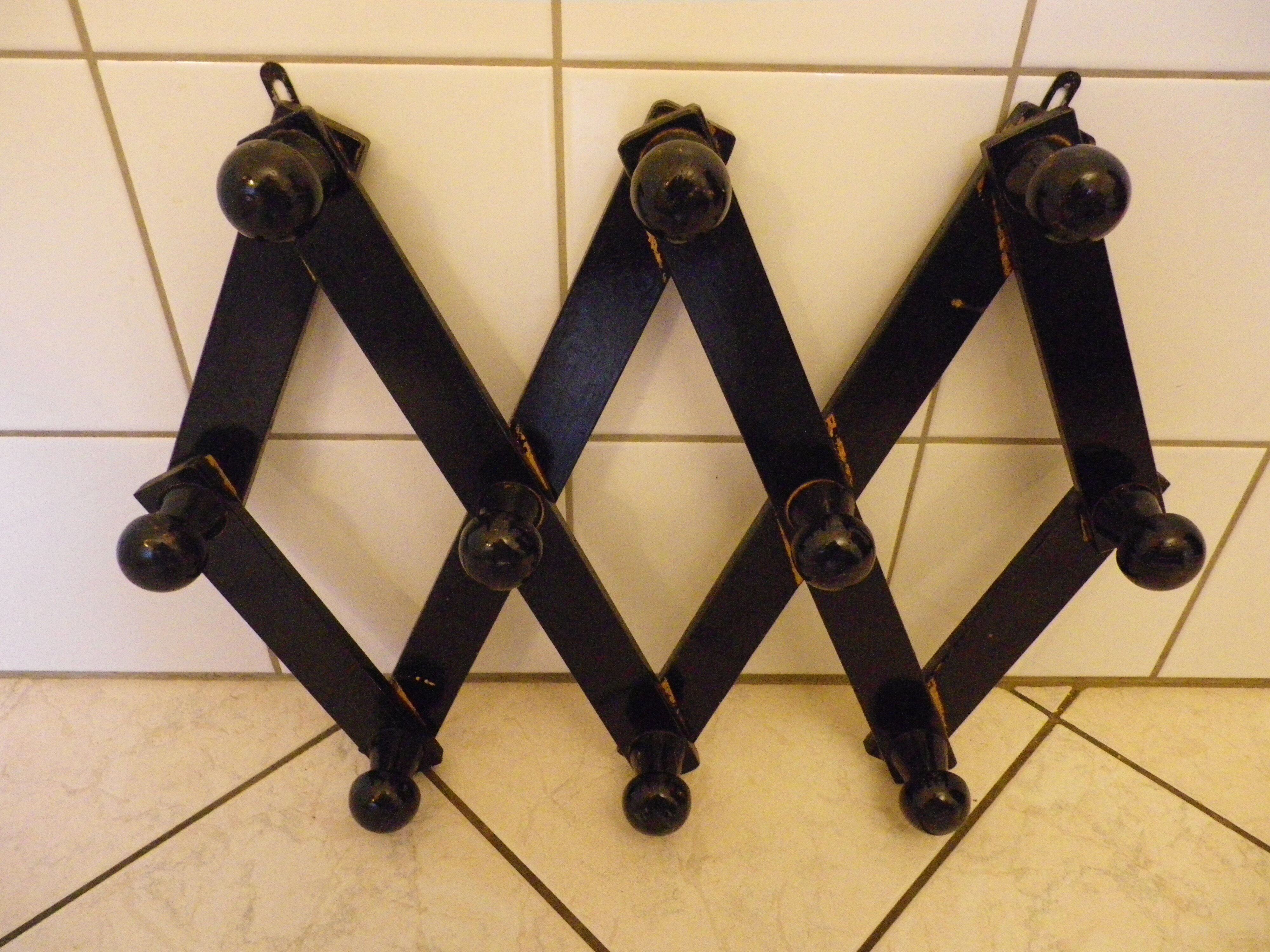 Accordeon coatrack 1950/1960