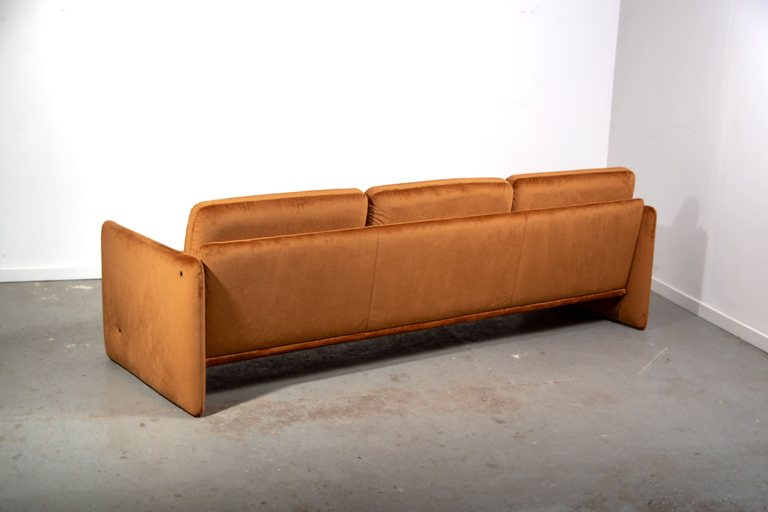 Simone 3-seat sofa by Kazuhide Takahama for Simon International
