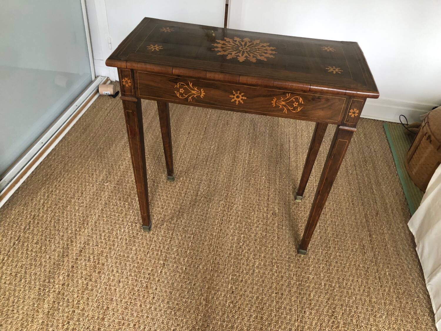 console marqueterie