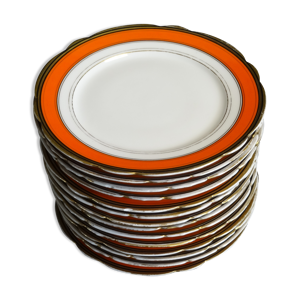 14 assiettes à dessert