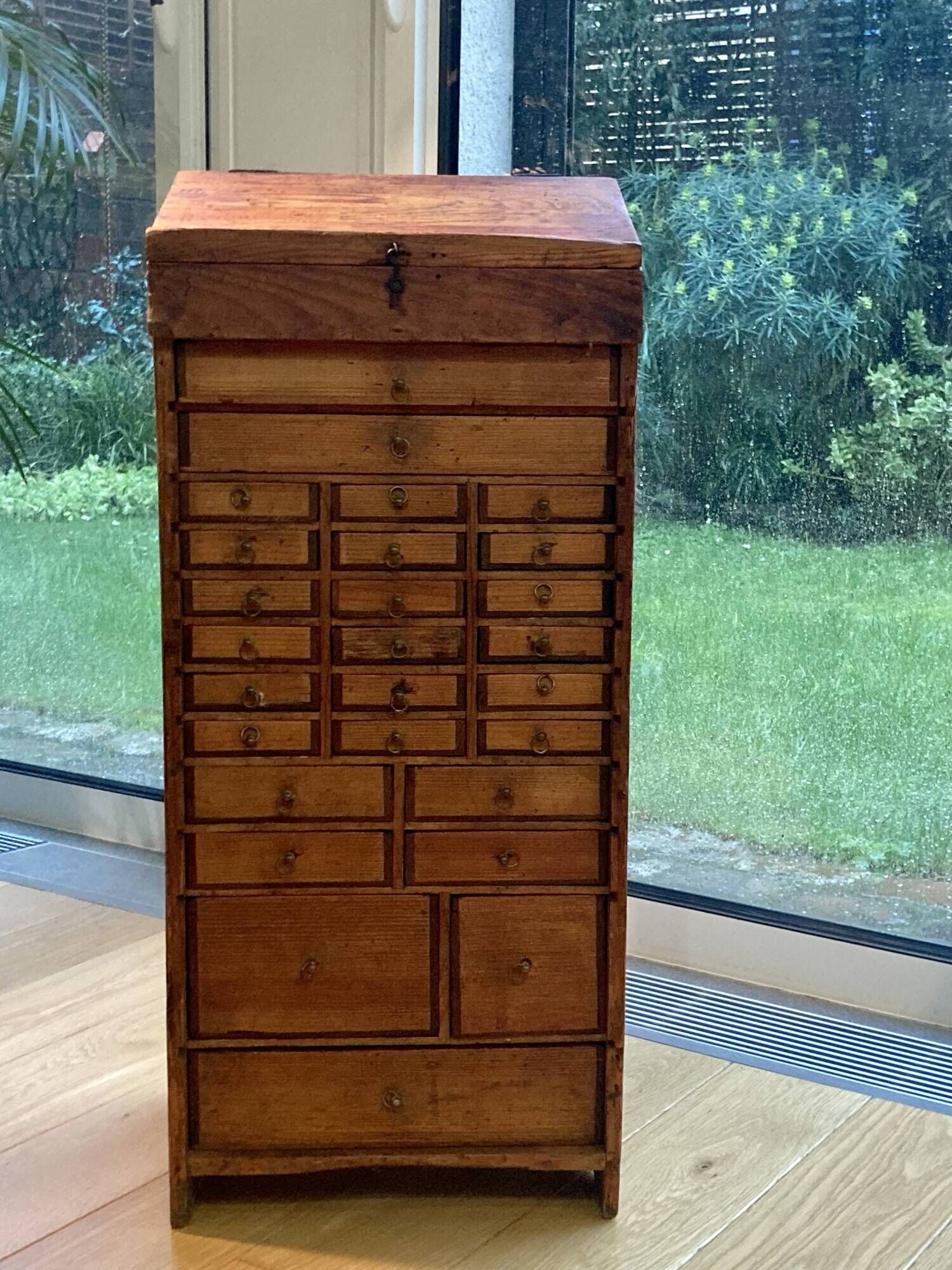 Watchmaker's/jeweler's layette - Professional furniture - Very good condition