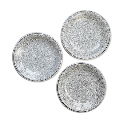 3 Assiettes en faïence Italienne mouchetée noir et blanc