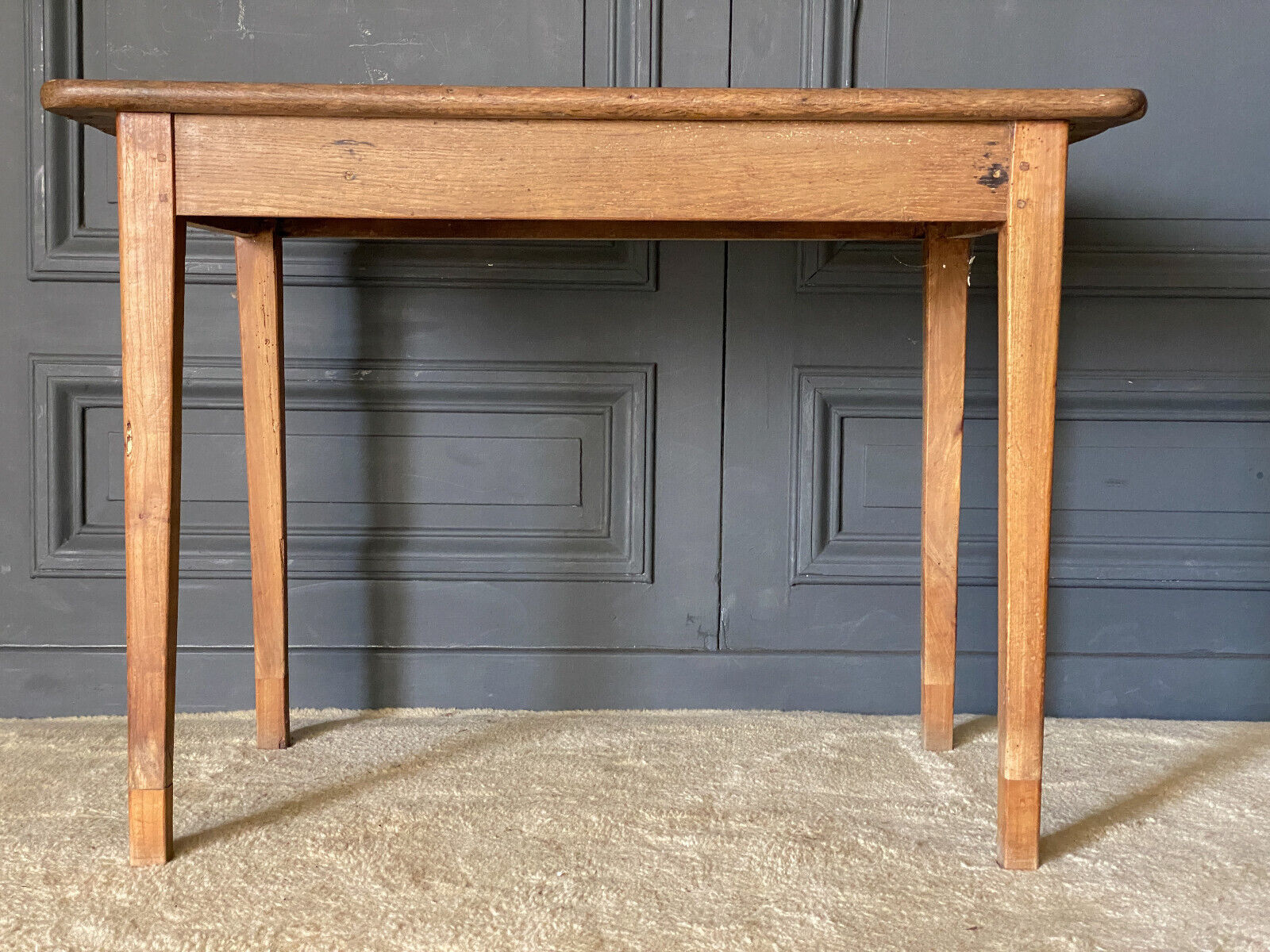 Oak farmhouse table Late nineteenth original patina